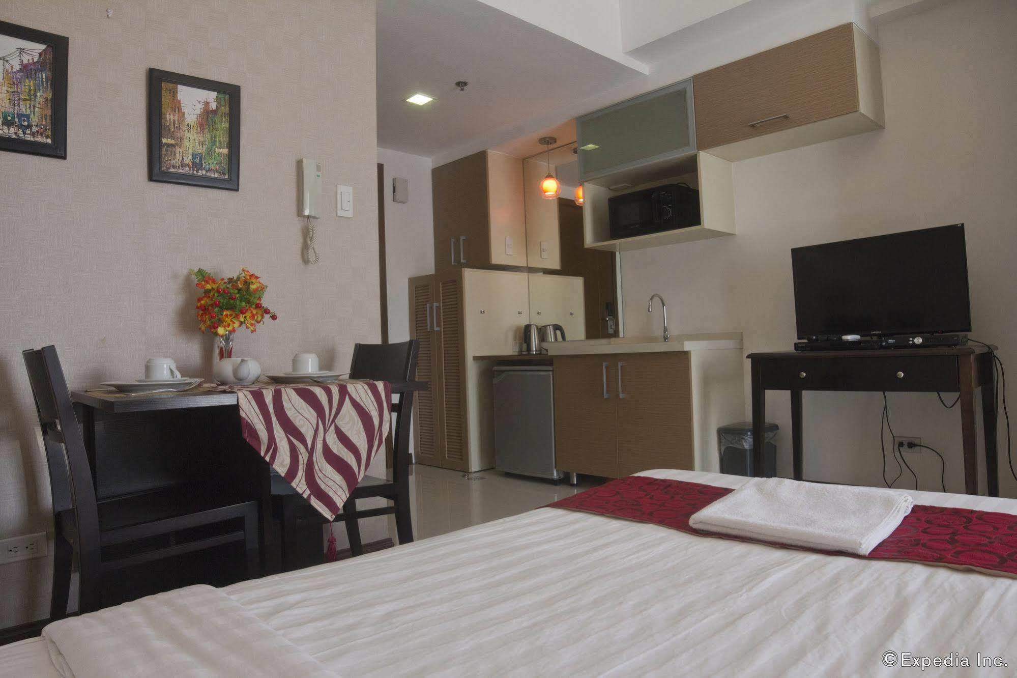 Sunshine City Suites Pasig City ภายนอก รูปภาพ