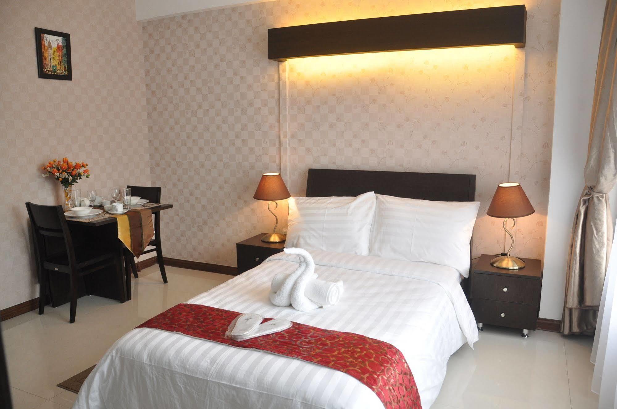 Sunshine City Suites Pasig City ภายนอก รูปภาพ