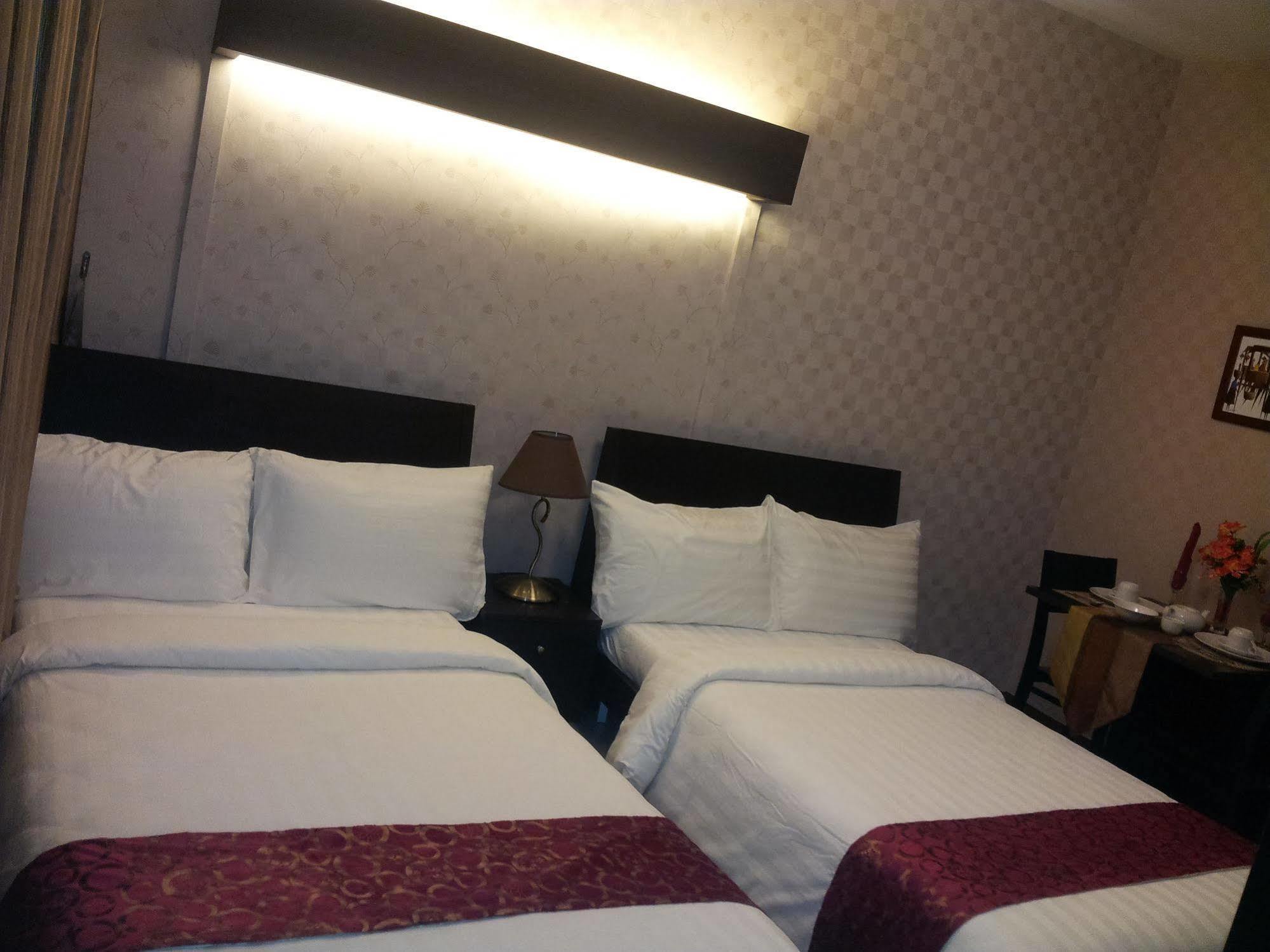 Sunshine City Suites Pasig City ภายนอก รูปภาพ