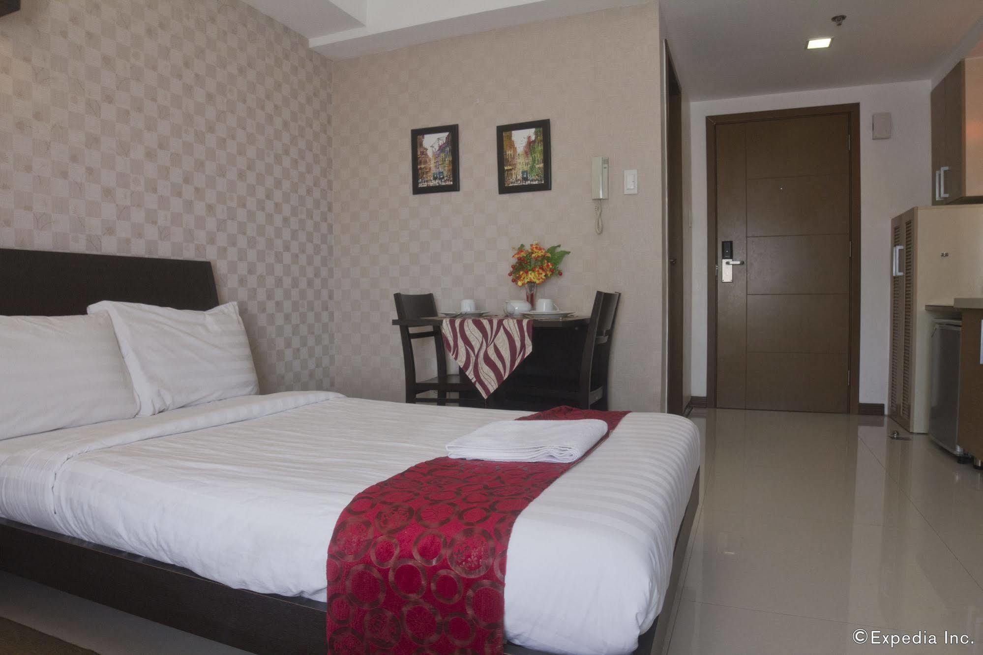 Sunshine City Suites Pasig City ภายนอก รูปภาพ