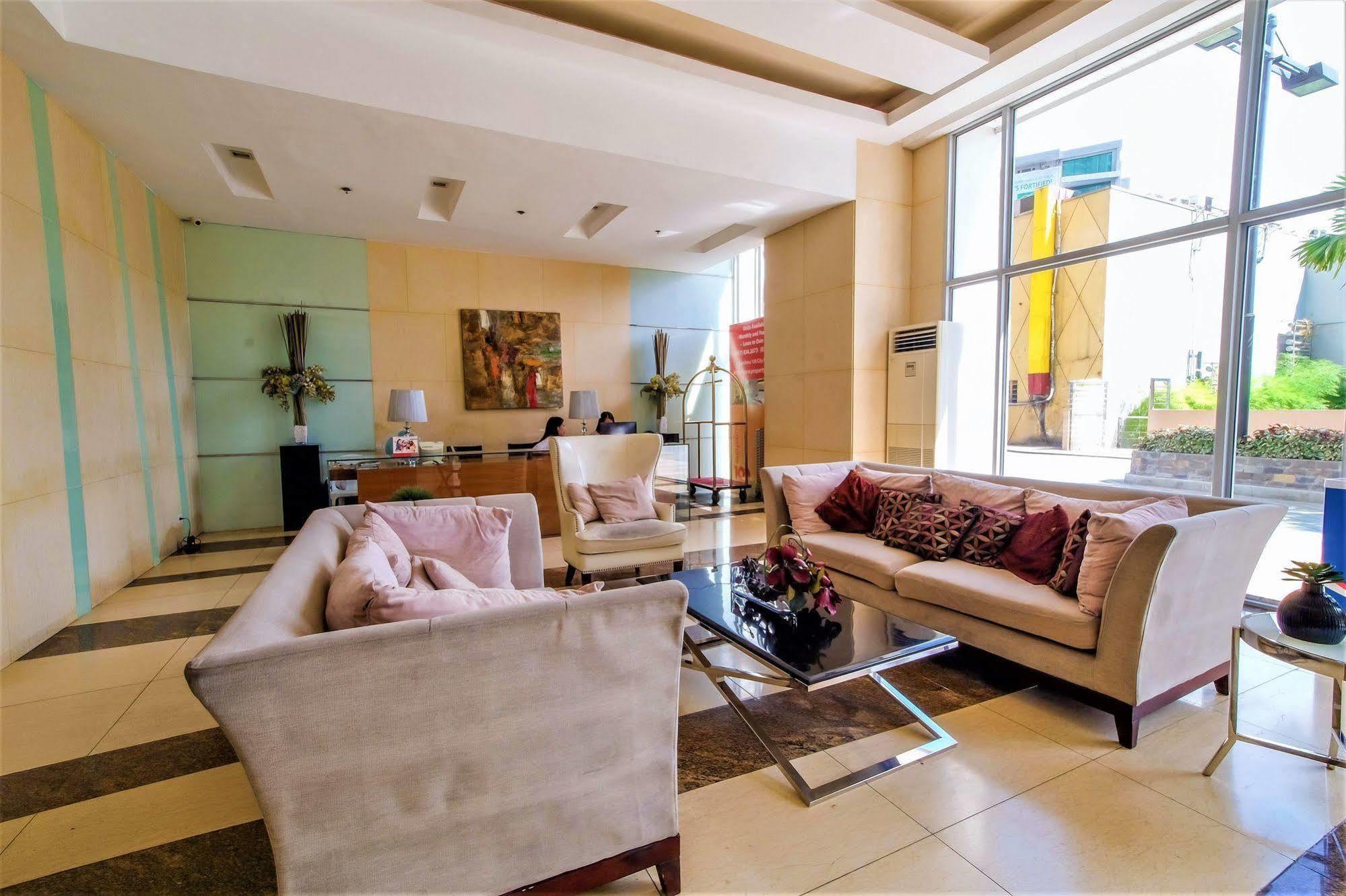 Sunshine City Suites Pasig City ภายนอก รูปภาพ