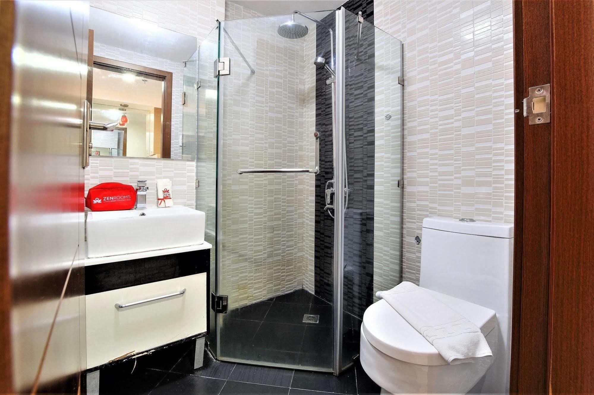 Sunshine City Suites Pasig City ภายนอก รูปภาพ